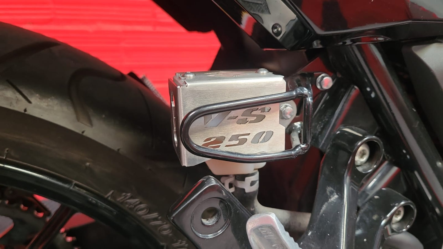 DL250PRFT - PROTECTOR RECIPIENTE FRENO TRASERO