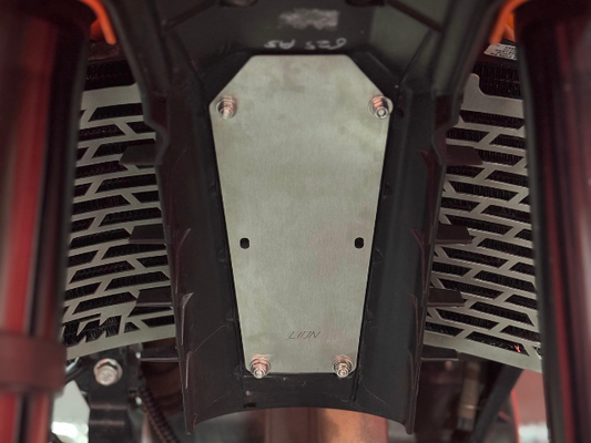 TAPA ANTIBARRO RADIADOR