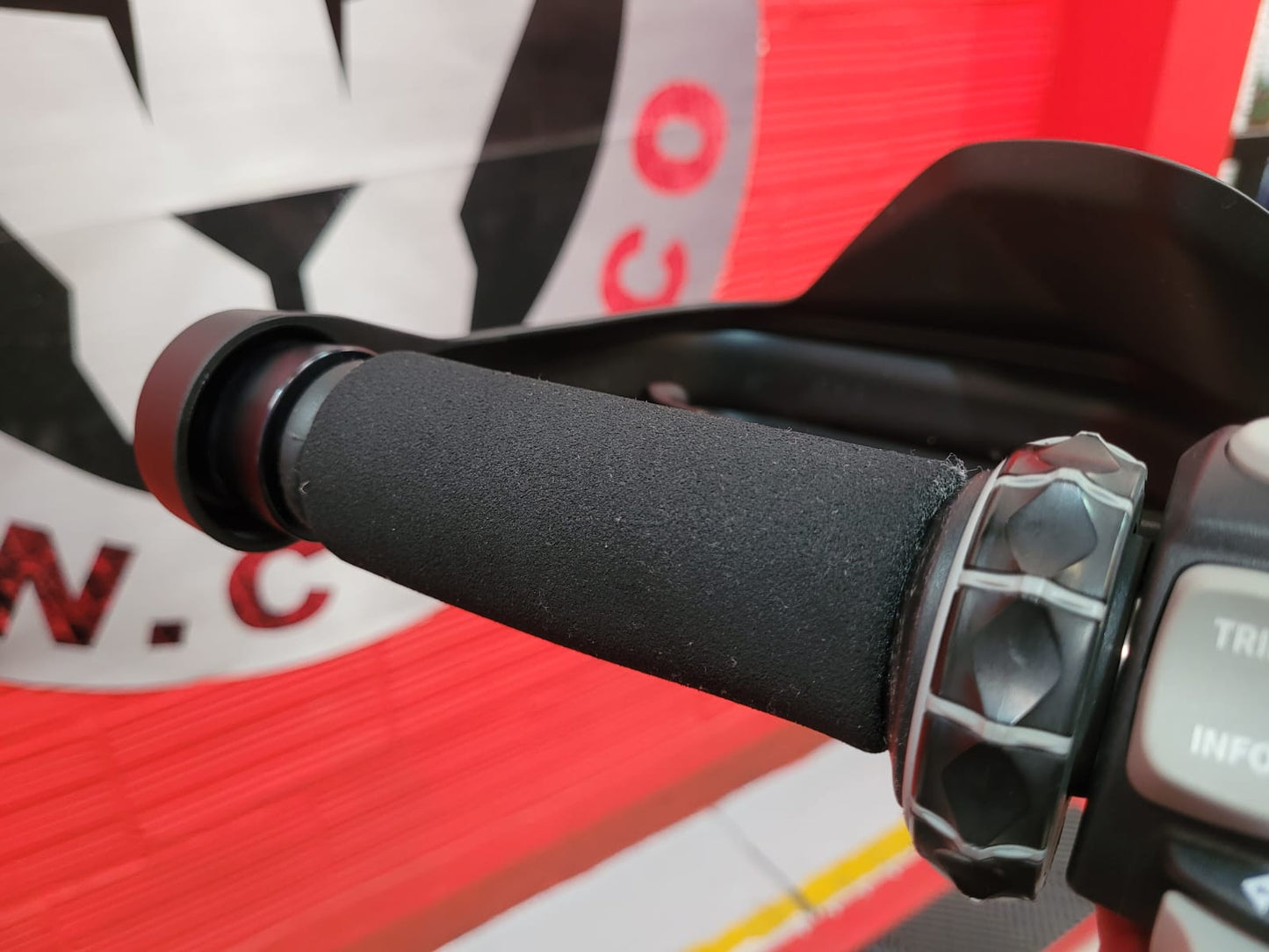 IMP0063 - ESPUMAS PARA GRIPS (PAR)