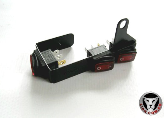 AT650BO2 - BOTONERA 3 PUESTOS LED