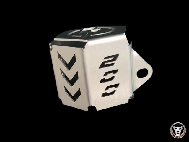 NS200PRFT - PROTECTOR RECIPIENTE FRENO TRASERO