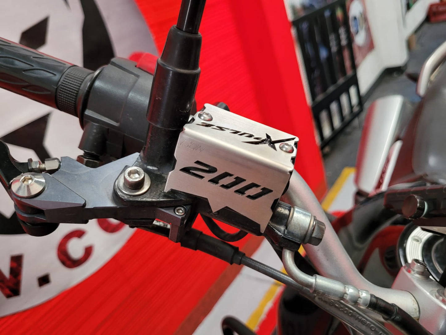 LUXURY FRONT BRAKE MASTER