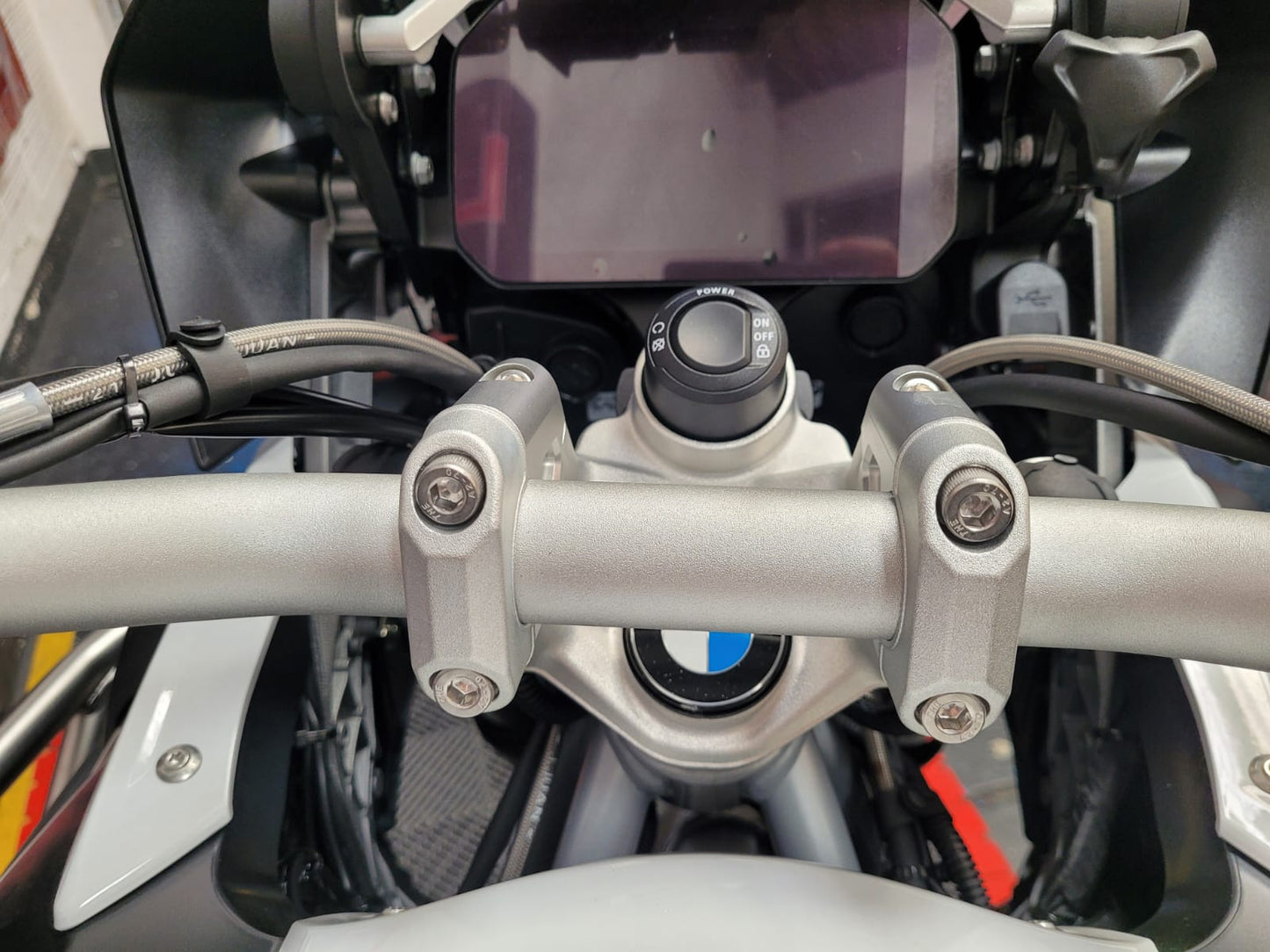 IMP0069 - ELEVADORES DE DIRECCION R1200GSK50 - R1250GS - S1000XR