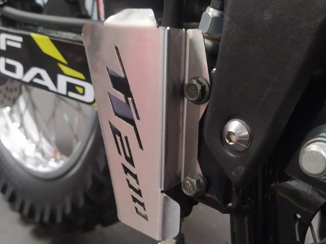 REAR BRAKE PISTON PROTECTOR