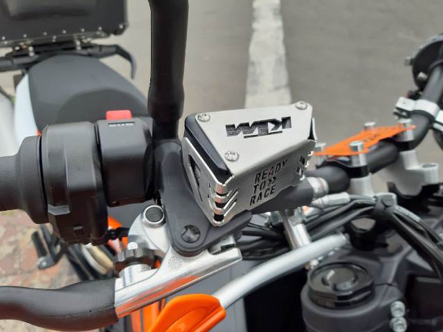 LUXURY FRONT BRAKE MASTER