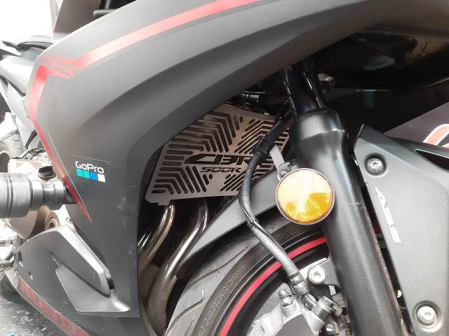 CBR5PR - PROTECTOR RADIADOR (SE FABRICA POR ENCARGO)