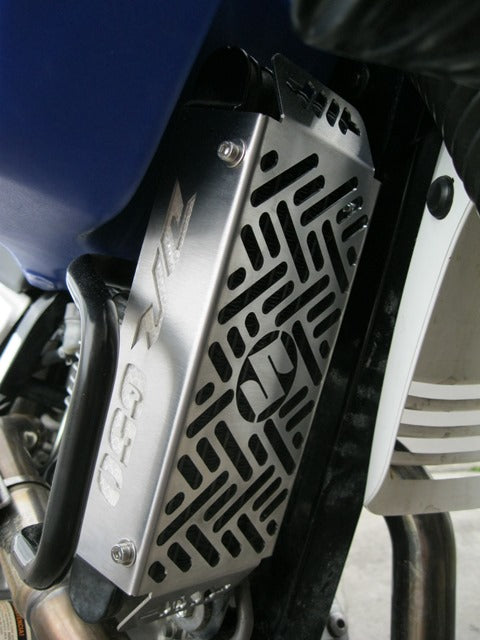 RADIATOR SHIELD