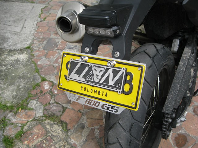 F800GSPP - PORTA PLACA