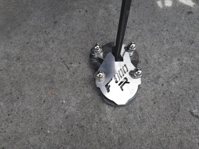 F800RPRFT - BASE PATA LATERAL