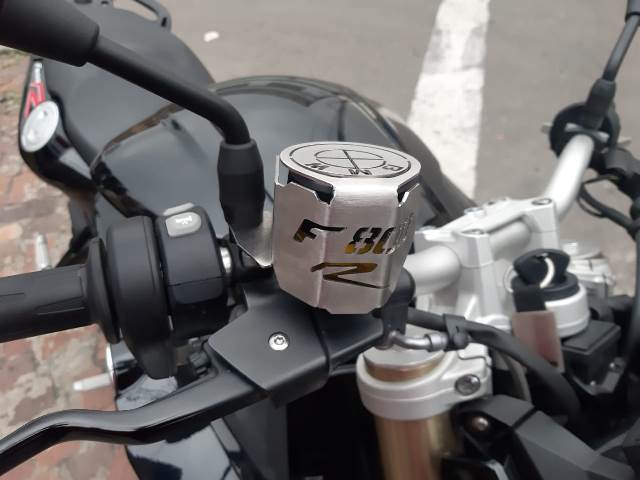 F800RPRFD - PROTECTOR RECIPIENTE FRENO DELANTERO