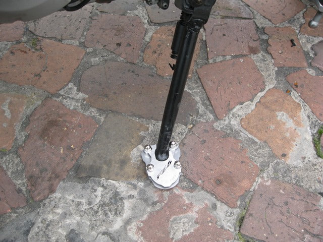 FAZER600BP - BASE PATA LATERAL