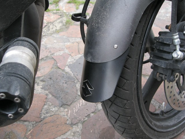 FRONT FENDER EXTENDER