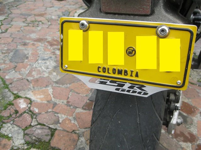 GSR6PP - PORTA PLACA (SE FABRICA POR ENCARGO)