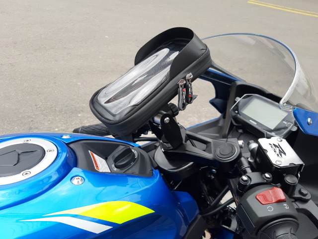 GSXR1BG - BASE PARA GPS-CELULAR GSXR 150