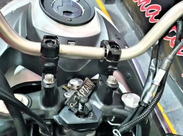 COMPLETE STEERING LIFTS