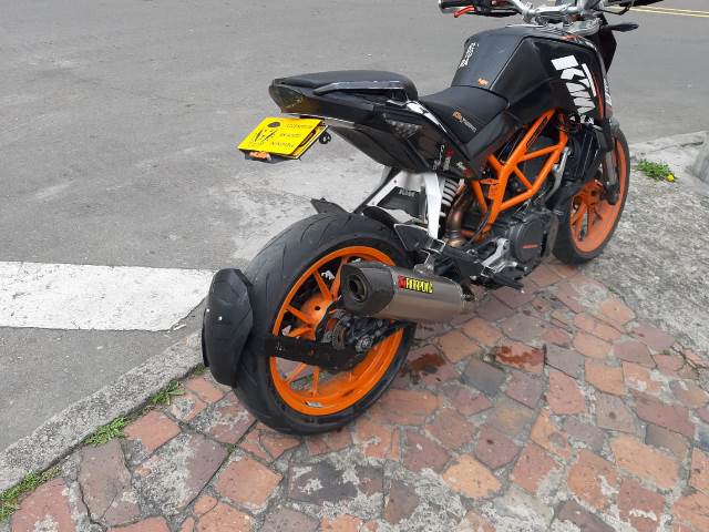 KTM200GF - GUARDABARROS FLOTANTE