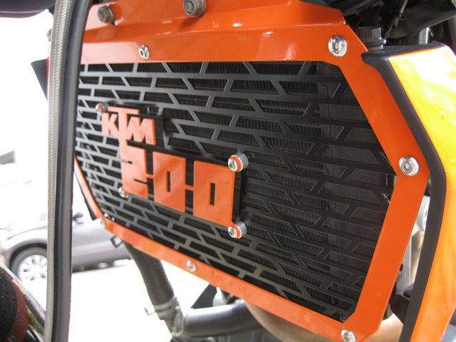 KTM200PRAR - PROTECTOR RADIADOR ALTO RELIEVE