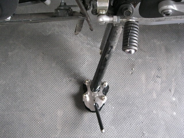 MT03BP - BASE PATA LATERAL YAMAHA MT03