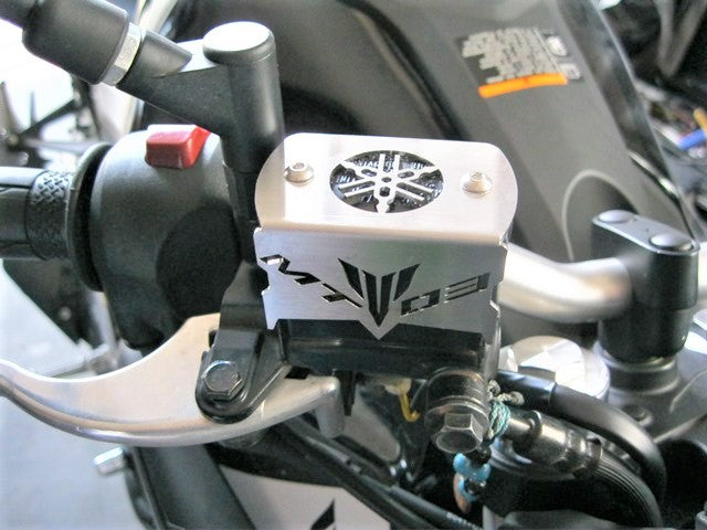 MT03LBFD - LUJO BOMBA FRENO DELANTERO