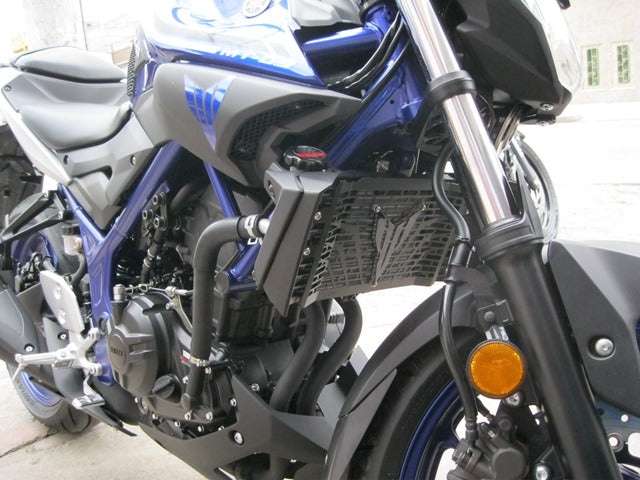 MT03PR4 - PROTECTOR RADIADOR ALTO RELIEVE (SE FABRICA POR ENCARGO)