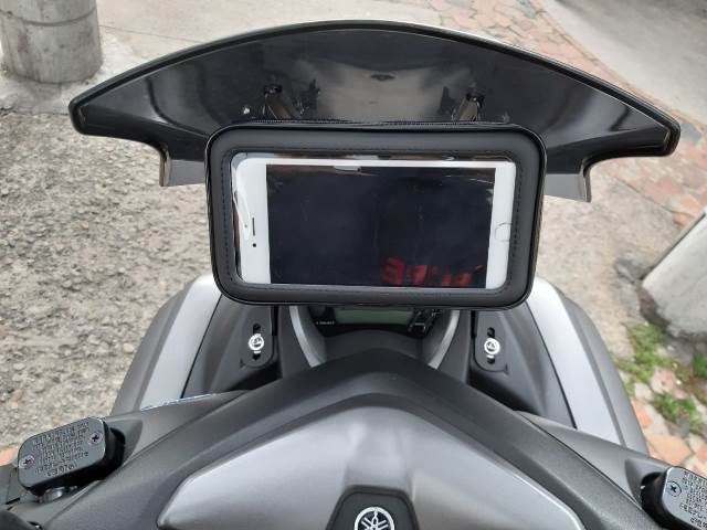 BASE FOR GPS-CELLULAR