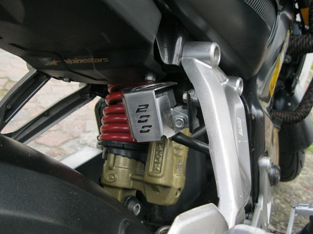 NS200PRFT - PROTECTOR RECIPIENTE FRENO TRASERO
