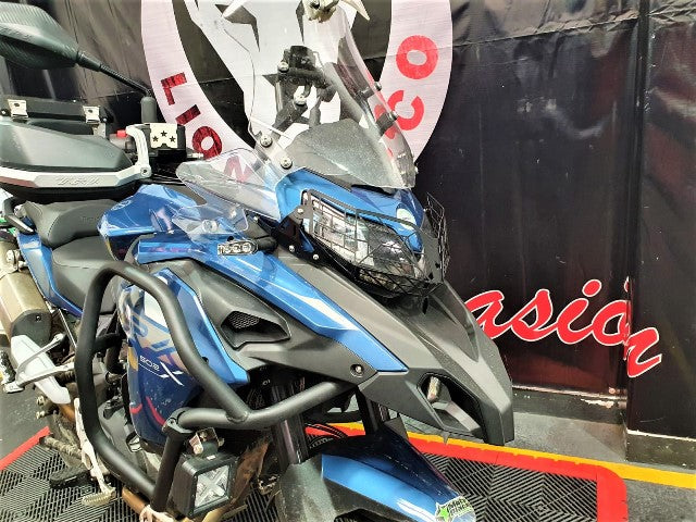 TRK502PF - PROTECTOR DE FAROLA