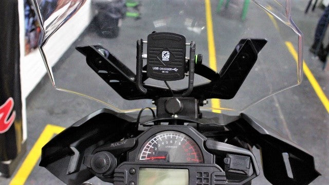 TT250FIBG - BASE PARA GPS-CELULAR FI