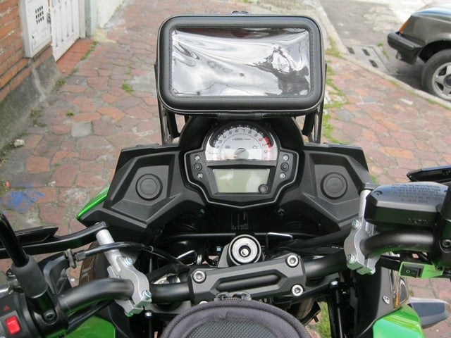 BASE FOR GPS-CELLULAR