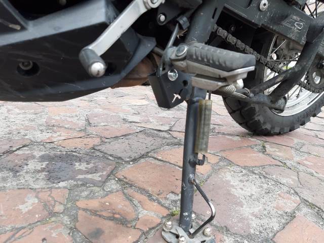 LEG SENSOR PROTECTOR