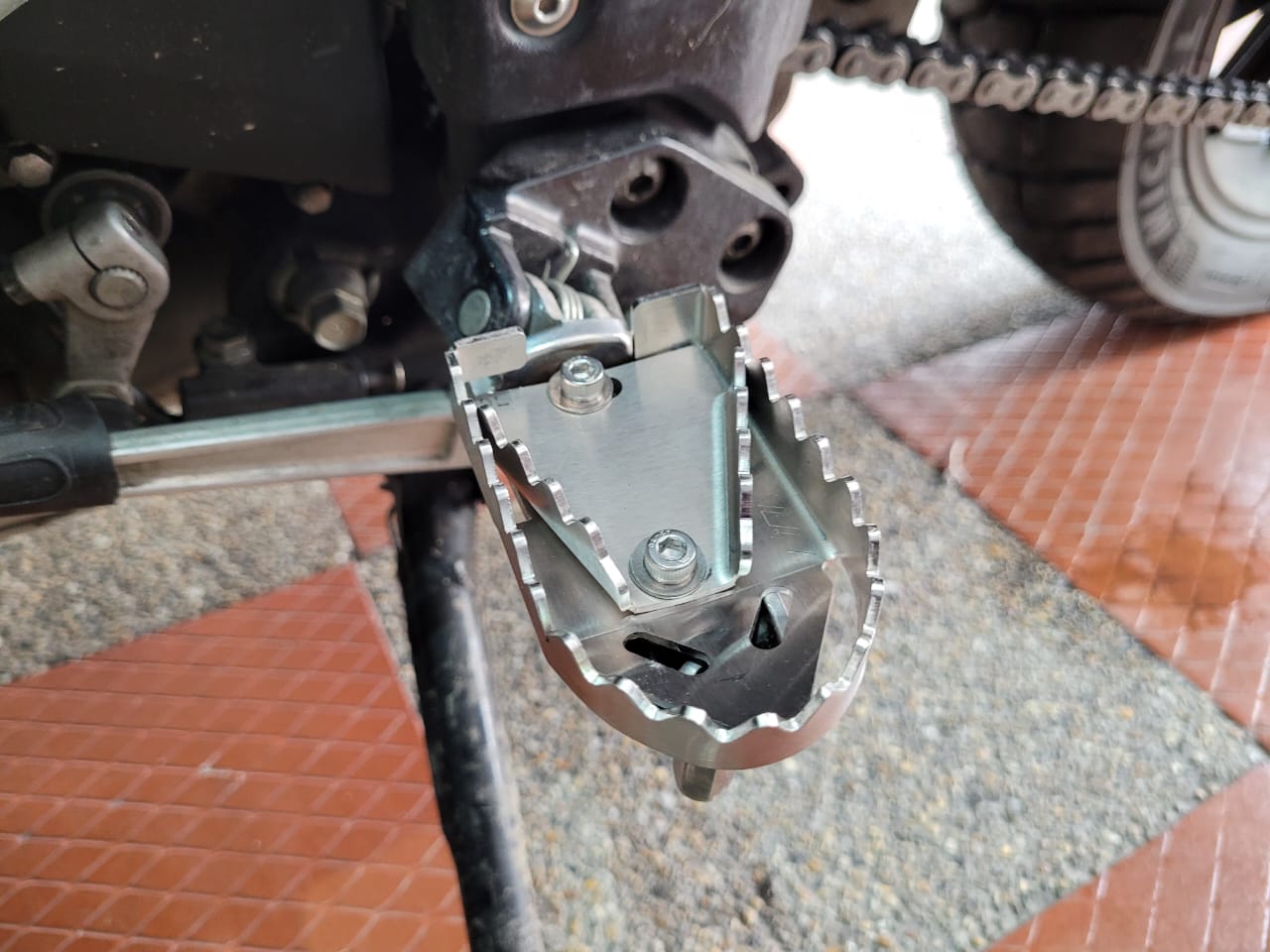 DL650EP - EXTENSOR POSAPIES SUZUKI VSTROM 650 CLASICA/ABS/AT/XT/VSTROM 1000 CLASICA/ABS