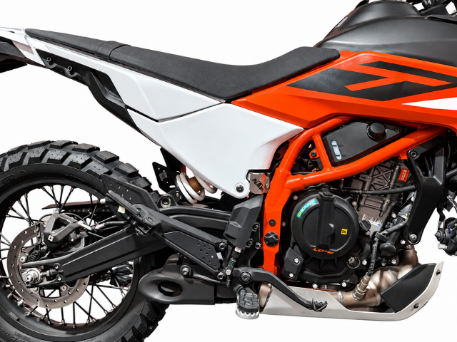 PROTECTOR RECIPIENTE FRENO TRASERO KTM 390 ADV R/X