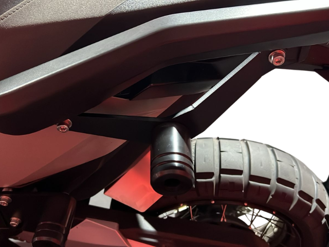 SLIDERS AGARRAE TRASERO XADV 750