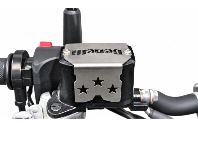 PROTECTOR BOMBA FRENO DELANTERO BENELLI 302/600/LEONCINO 250/500/TNT 25N/TRK 251/502