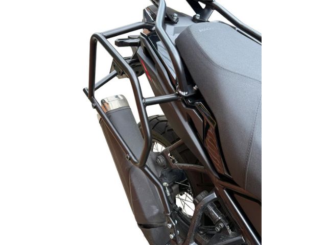 HERRAJE LATERAL SUZUKI V-STROM 1050 DE