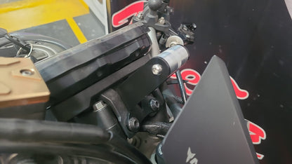 BASE FOR GPS-CELLULAR