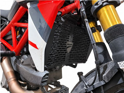 RADIATOR SHIELD