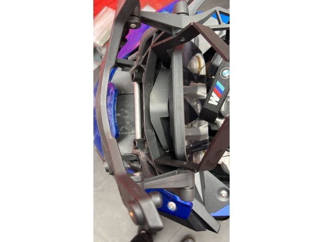 BASE PARA GPS-CELULAR BMW F900XR