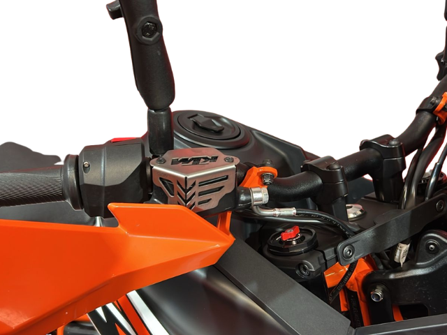 LUJO BOMBA FRENO DELANTERO