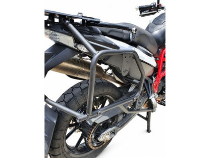 HERRAJE LATERAL BMW F 700 - F 800 GS (12-18)