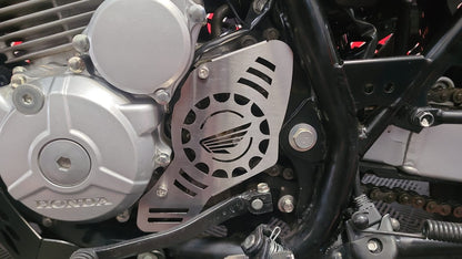 XRE3PPS - PROTECTOR PIÑON SALIDA XRE 300 - TORNADO 250