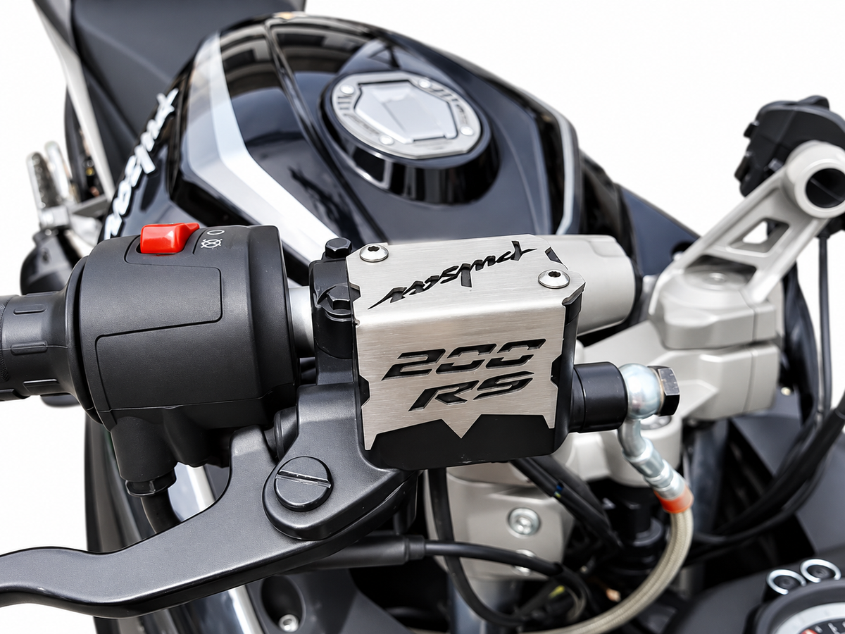 PROTECTOR BOMBA FRENO DELANTERO BAJAJ PULSAR RS 200