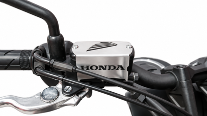 PROTECTOR BOMBA FRENO DELANTERO HONDA NC 750