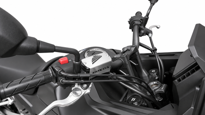 PROTECTOR BOMBA FRENO DELANTERO HONDA NX 500