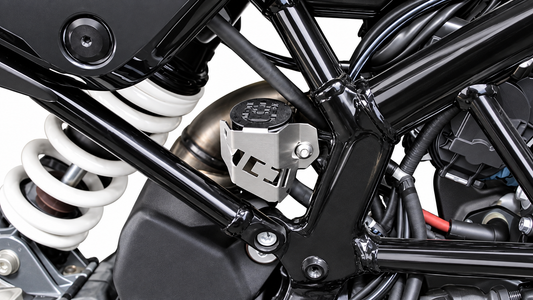 REAR BRAKE CONTAINER PROTECTOR