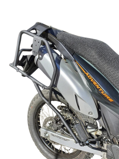 HERRAJE LATERAL HONDA XRE 300 ABS
