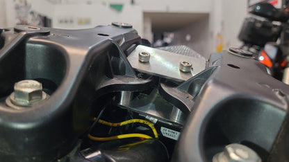 XRE3RF - REFUERZO FENDER