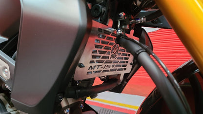 MT15PR - PROTECTOR RADIADOR