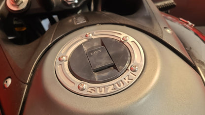 ABS650PTT - PROTECTOR TAPA DE TANQUE SUZUKI GSR 600/GSX-S 750/INAZUMA/VSTROM 650 ABS/AT/XT
