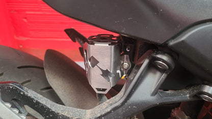 NIN300PRFT - PROTECTOR RECIPIENTE FRENO TRASERO